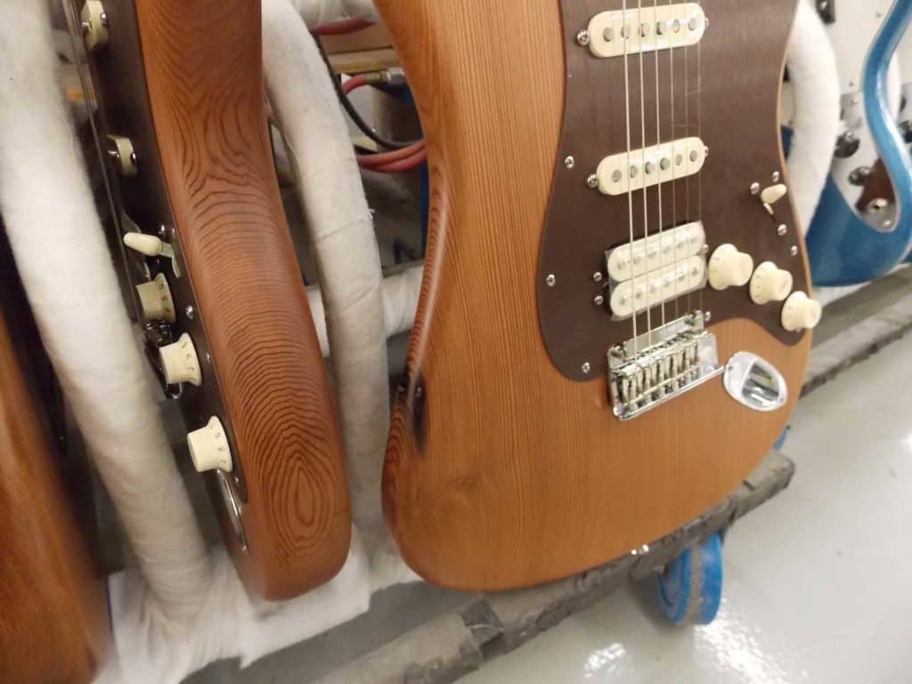 redwood stratocaster